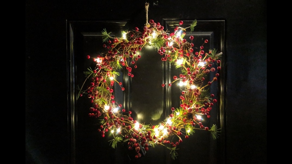 christmas wreath with white fairy lights
