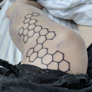 my leg tattoo, a carbon net or grid of carbon molecules