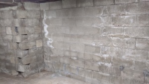 the basement wall before painting on drylok waterproofing sealant